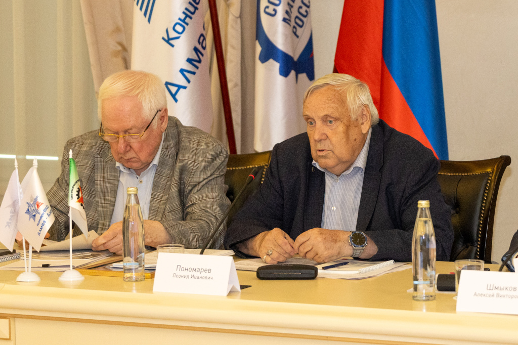 2 Пономарев.jpg